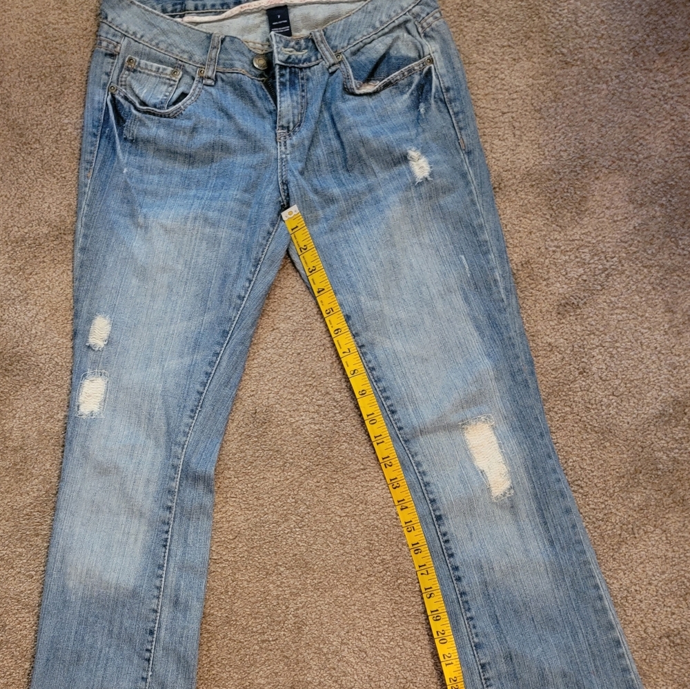 Amethyst distressed jeans size 7